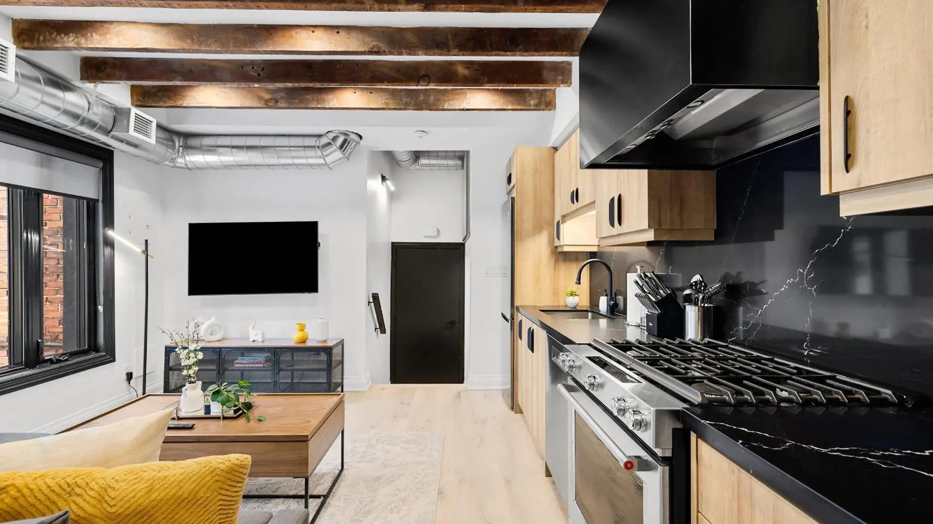 Appartement Trendy Parkdale 1-Bedroom Getaway W Free Parking Toronto